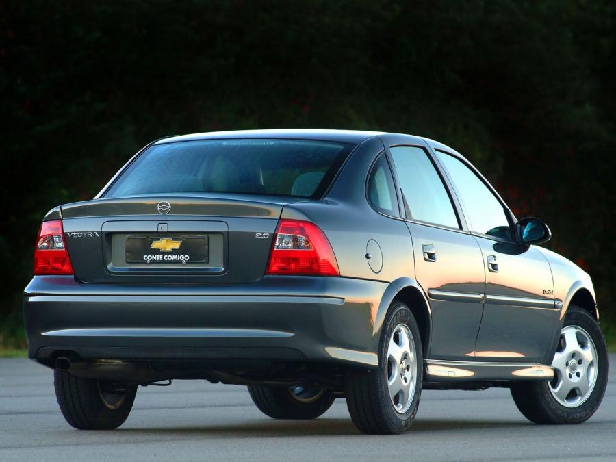  Chevrolet Vectra 2000 года  (фото 2 из 5)